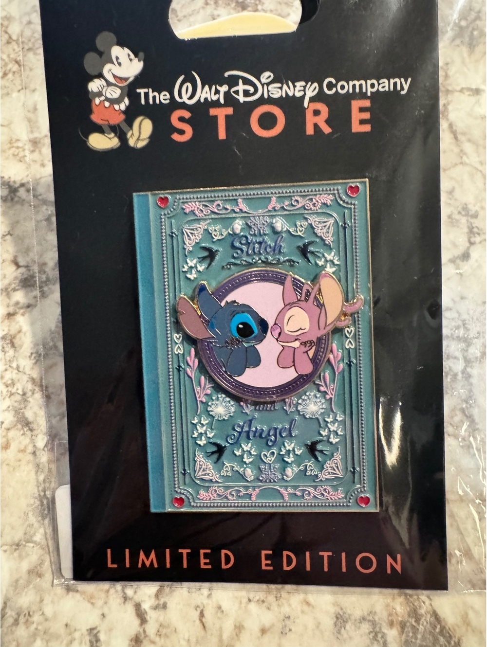 Disney DEC 2026 Romantic Novels Stitch & Angel LE 300 pin